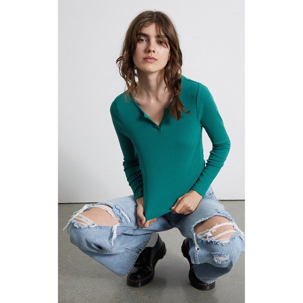 Women’s Long Sleeves Top Basics  Sz S
